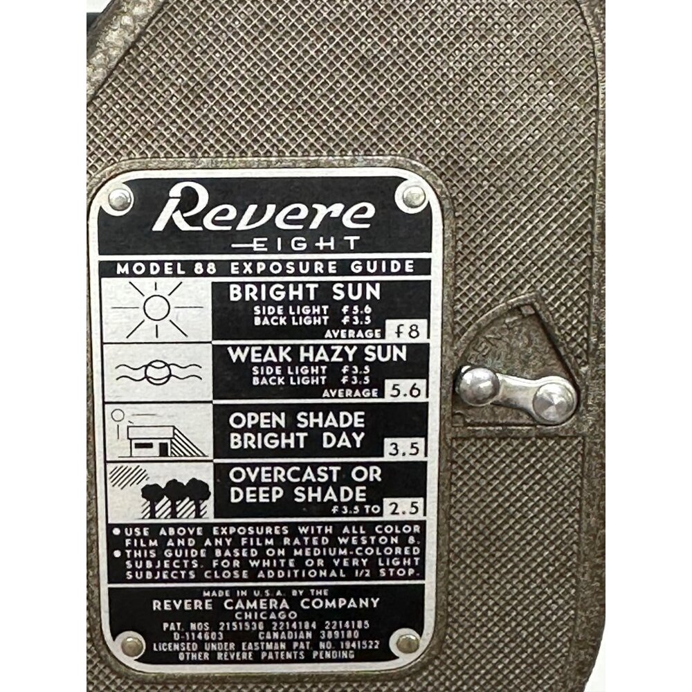 VTG 1940 Revere Eight Model 88 8mm Movie Turret Cine Camera Film Collectible USA - Picture 4 of 10